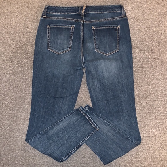 Jessica Simpson Jeans - Picture 2 of 8